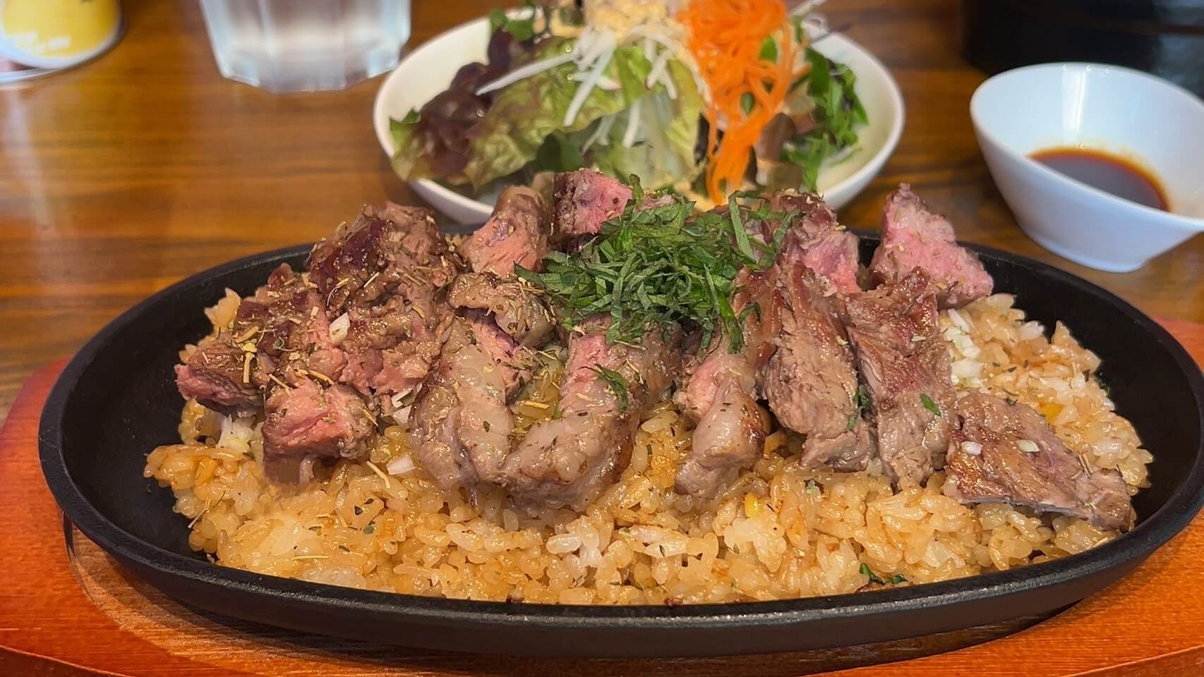 富士宮市【HIKKI’S STEAK（ヒッキーズステーキ）】キッチンカーで名を馳せた店の実店舗がオープン！ダヤンテールblog