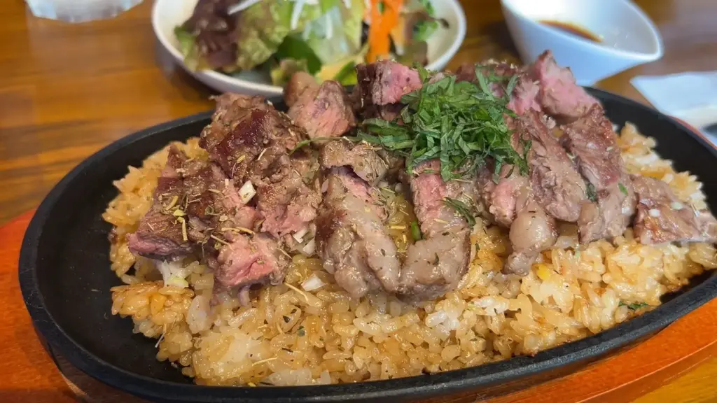 富士宮市【HIKKI’S STEAK（ヒッキーズステーキ）】キッチンカーで名を馳せた店の実店舗がオープン！ダヤンテールblog