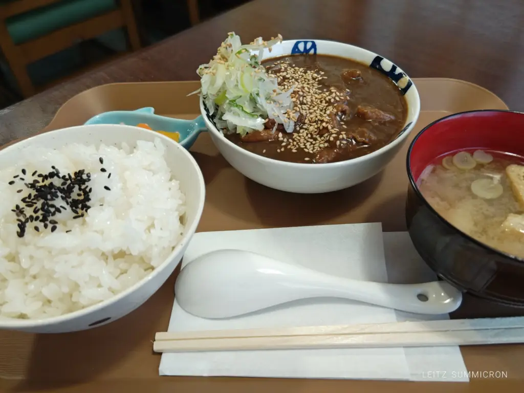 富士市【もつやま食堂】とろとろ巨大もつ煮を美味しい白飯で頂く店！ダヤンテールblog