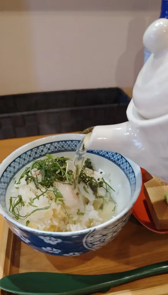 富士市【伊豆料理ゆうしお】富士宮市から富士に移転した出汁茶漬けが人気のお店！ダヤンテールblog