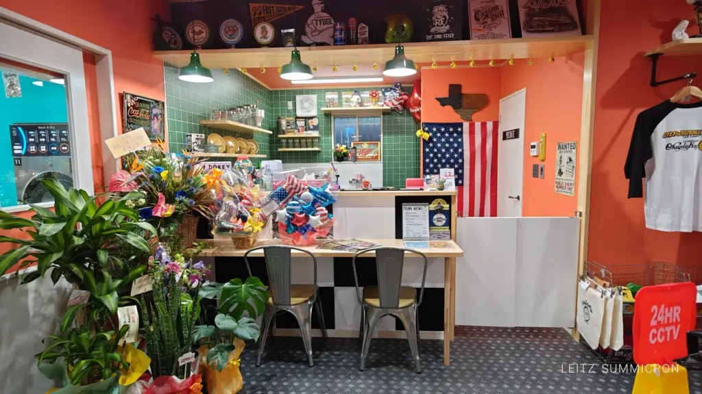 富士宮市【Okey dokey(オーキードーキー)】コインランドリーに併設された、アメリカン雑貨と駄菓子に囲まれたカフェがオープン!ダヤンテールblog