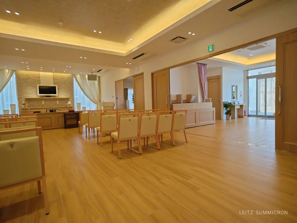 富士宮市【AKARI COFFEE富士宮焙煎所】誰でも自由に利用可能!葬儀会館敷地内に5月28日オープンした自家焙煎スペシャリティコーヒーショップ!ダヤンテールblog