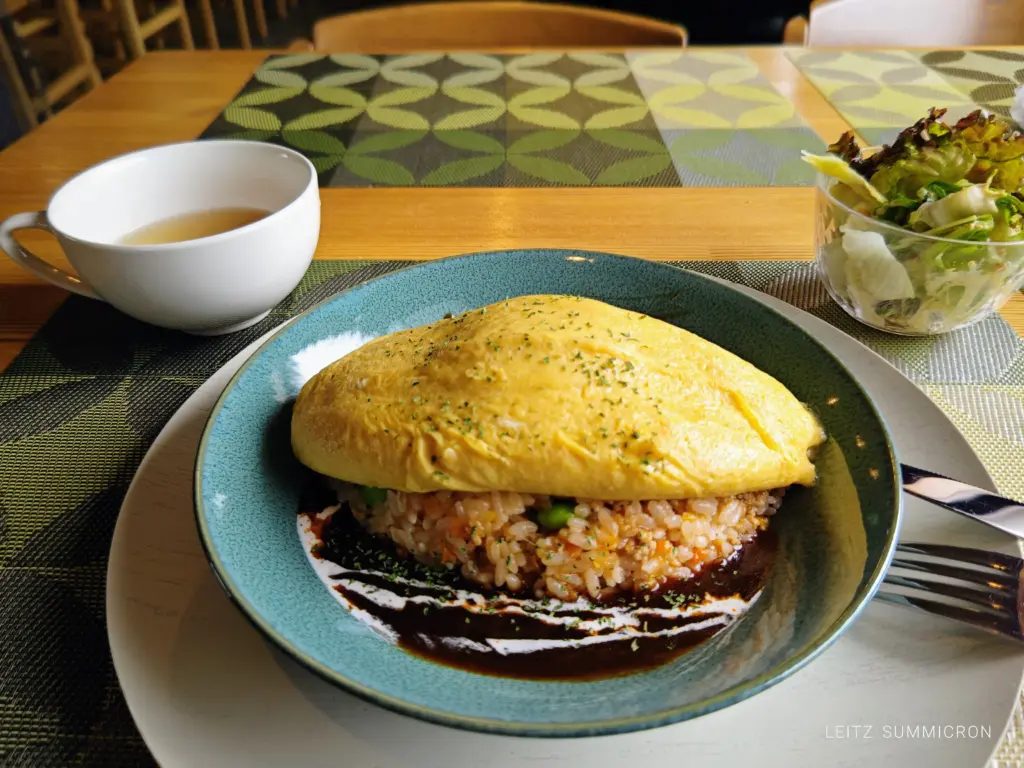 富士宮市【居酒屋和光】居酒屋が営業するカフェランチ!オムライスとクリームソーダ!ダヤンテールblog