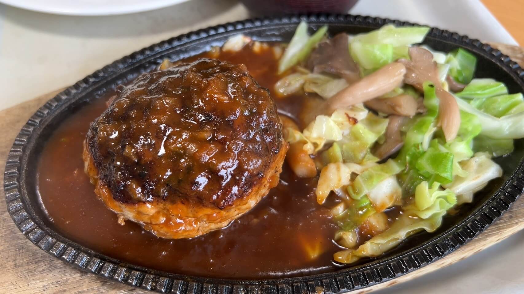 富士宮市【道の駅朝霧高原（食堂）】なかなかお目にかかれない幻のメニューと通常の３倍メニュー！ダヤンテールblog