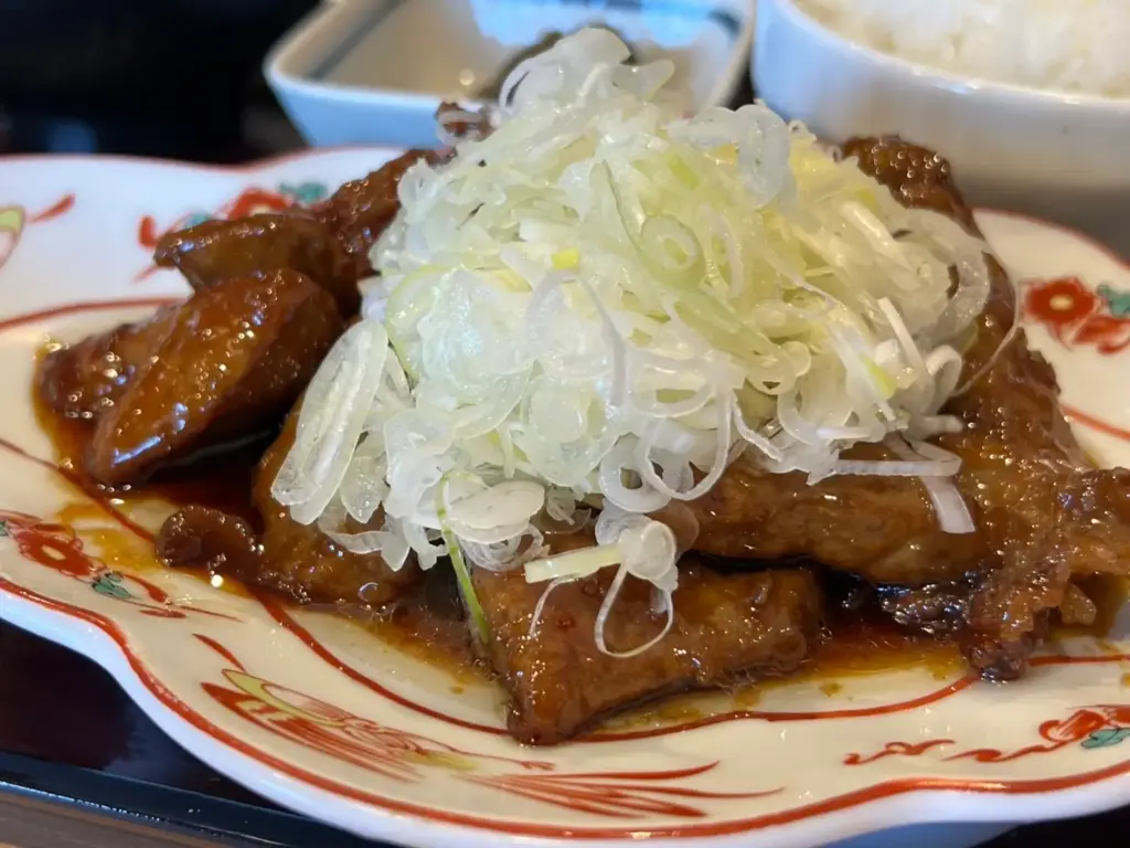 富士市【ホォルモン王国大ちゃん】7月24日、ラーメン天地人跡地にプレオープン医!米と定食とラーメンの店!ダヤンテールblog