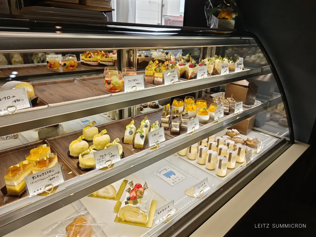 富士宮市【パティスリー&カフェ マクレガー】老舗パブを改装!6月16日新装オープンした、フルーツのパフェ・ケーキが自慢のレトロ喫茶風豪華カフェ!ダヤンテールblog