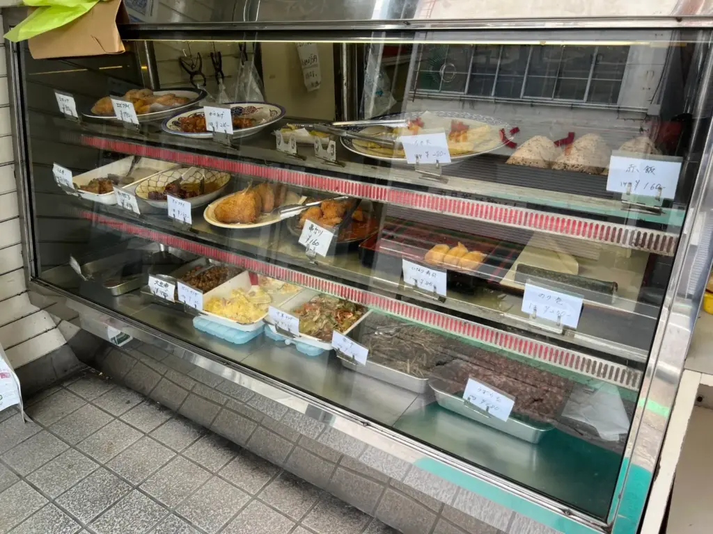 富士宮市【総菜天ぷらの田中屋】でタコ抜きたこ焼き『焼き』ゲット！レトロ商店街の人気の惣菜店！ダヤンテールblog