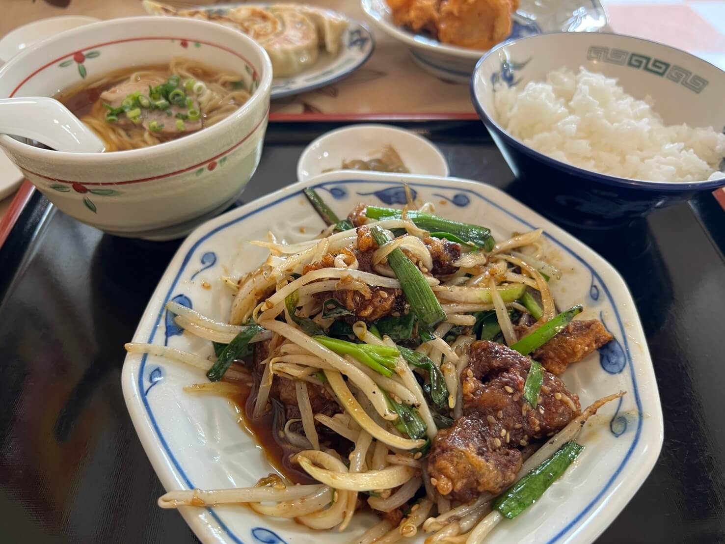 富士市【中華料理 華紋】富士市の人気町中華！揚げ焼きのレバニラ定食最高！カリカリクリスピーな鶏のから揚げもお勧め！ダヤンテールblog