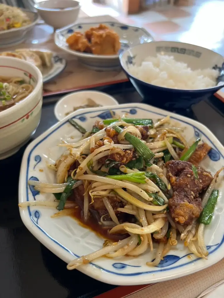 富士市【中華料理 華紋】富士市の人気町中華！揚げ焼きのレバニラ定食最高！カリカリクリスピーな鶏のから揚げもお勧め！ダヤンテールblog