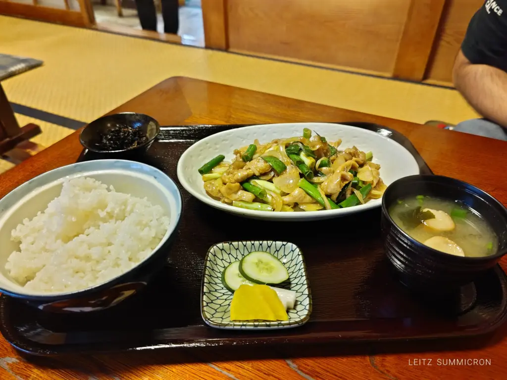 富士宮市【食事処 阿部】予約を強く推奨!満席も珍しくない富士宮で大人気の和食店!ランチ限定『小わっぱセット』と人気メニュー『もつ炒め定食』!ダヤンテールblog