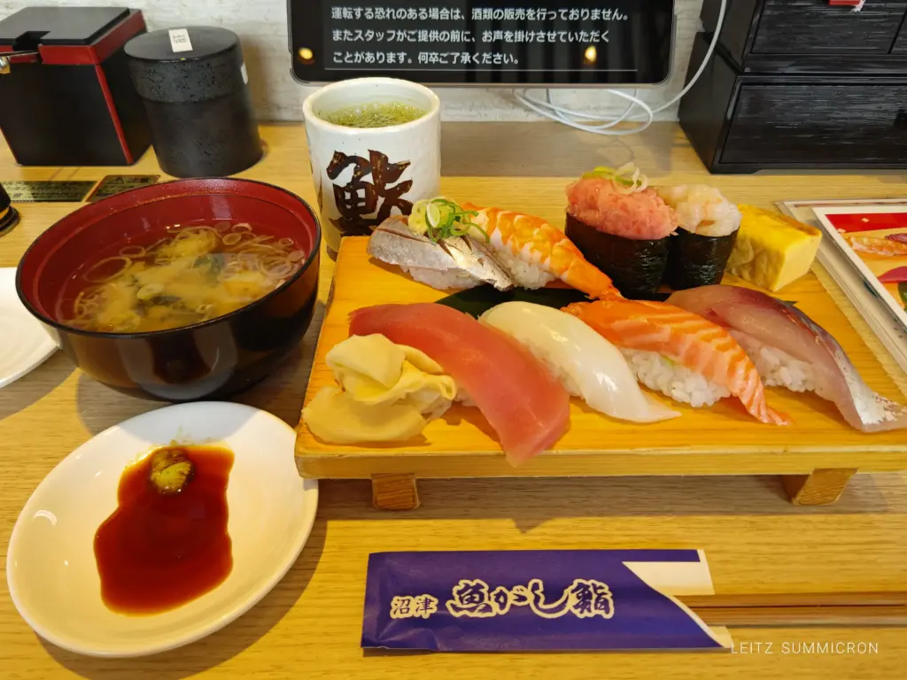 富士宮市【流れ鮨 富士宮店】平日早割ランチがお得！開店前に連日列が作られる地元人気鮨グループの富士山に一番近い店！ダヤンテールblog