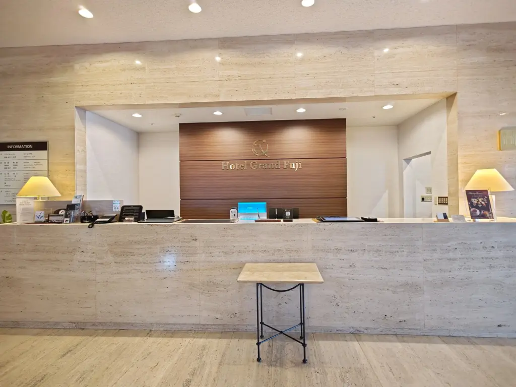 富士市【カフェ・カメリア】グランドホテル富士内のビジター利用可能な雰囲気のいいカフェ!税込みサ込のお手頃価格でワンランク上のティータイムを!ダヤンテールblog