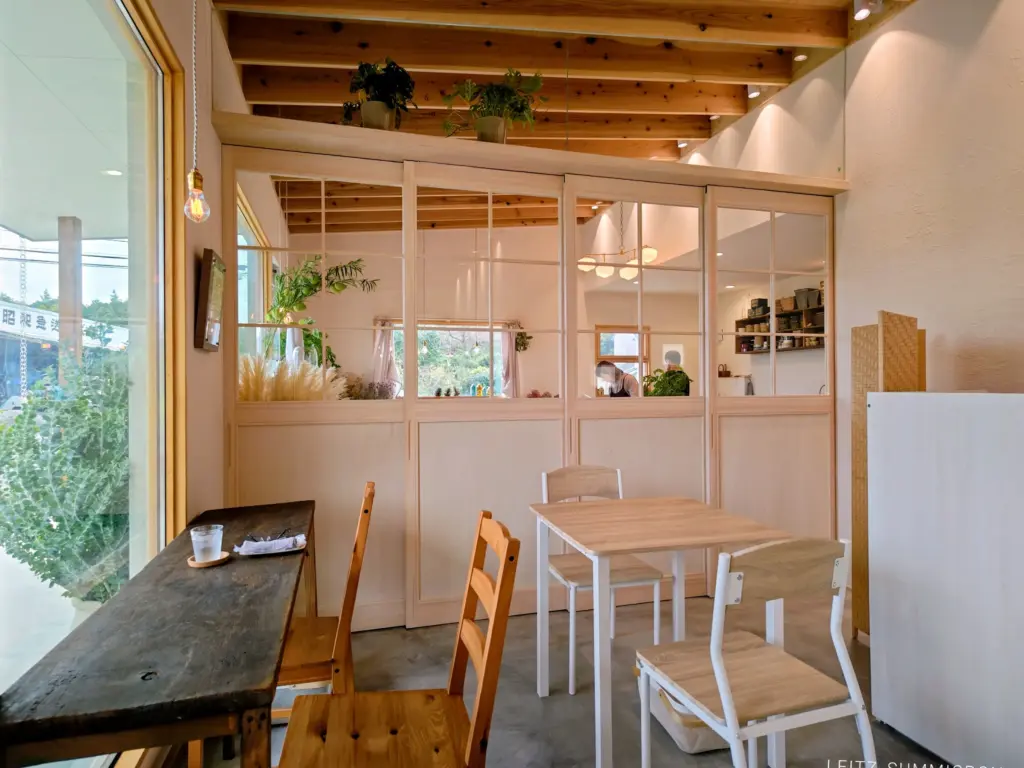 富士宮市【カフェ花と食卓】移転したフラワーアレンジメント店『スモーキーフラワー』横にへ移設された富士山が観える雰囲気の良い隠れ家的カフェ!ダヤンテールblog