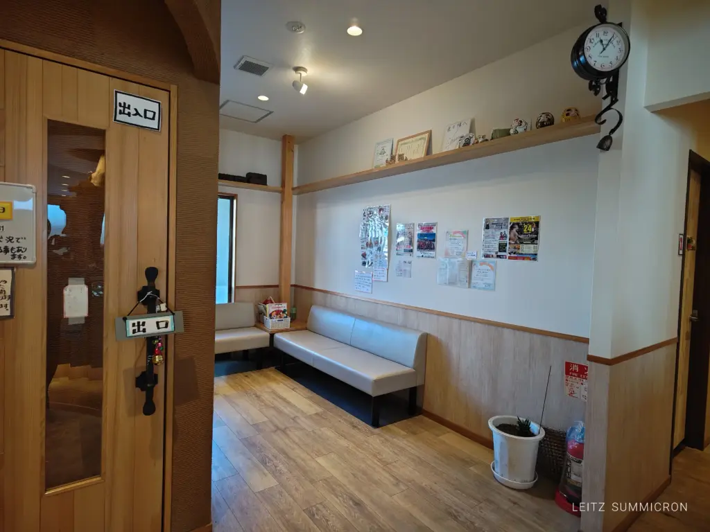 富士宮市【麺屋 虎々】お洒落で明るいカフェの様な雰囲気の店内で、限定『鶏白湯麺』と焼き小籠包のようなビジュアルの肉汁餃子!ダヤンテールblog