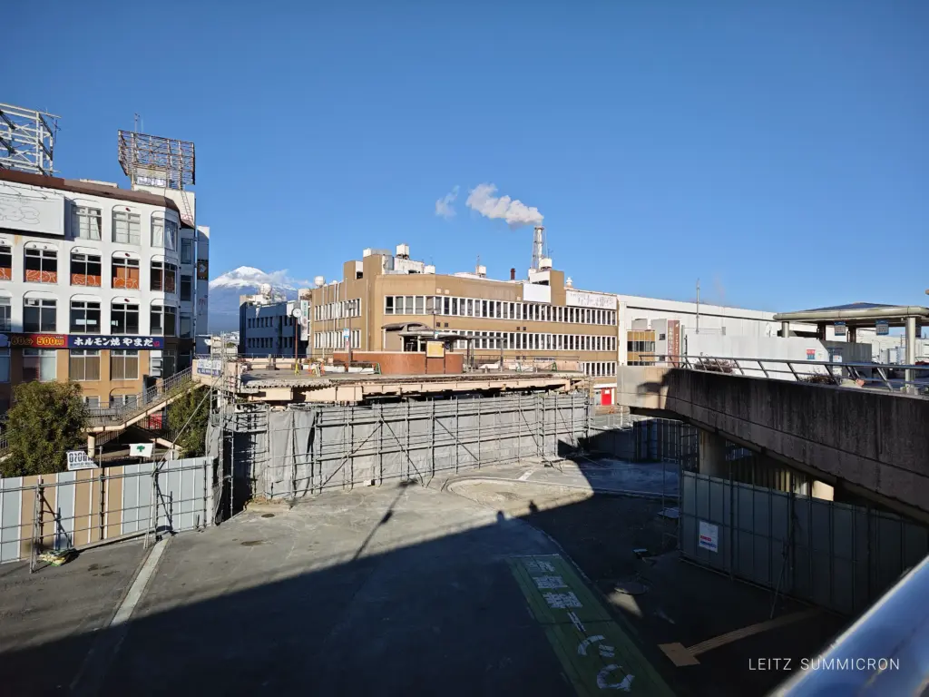 富士市【VIE DE FRANCE 富士店】駅ホームを見下ろすベーカリーカフェでバイカラーのお洒落クロワッサン！ダヤンテールblog