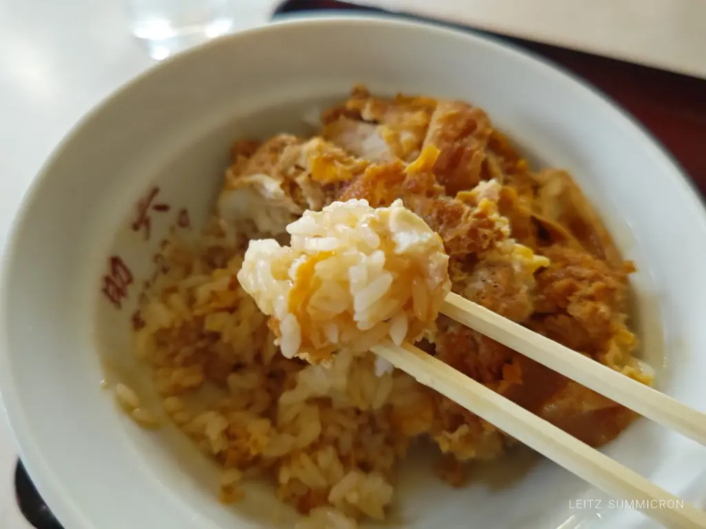 富士市【助六食堂】地元密着型の活気に溢れた小さな食堂で満足『カツ丼』！ダヤンテールblog
