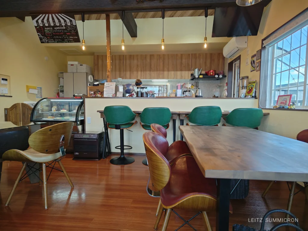 富士宮市【カフェ・アズーロ（caffe Azzurro】富士山の全景が見渡せる高台住宅街の大人の隠れカフェ！ダヤンテールblog