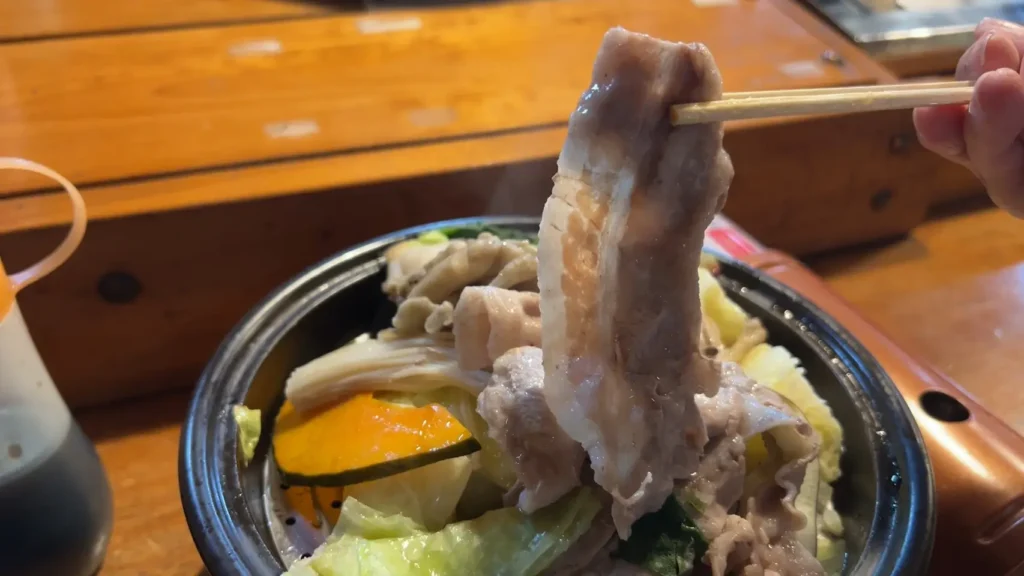 富士宮市【お食事処 旭富士】ランチ寿司が990円!?相撲部屋直伝のちゃんこも和食全般も美味しい地元民に愛される老舗和食店!ダヤンテールblog