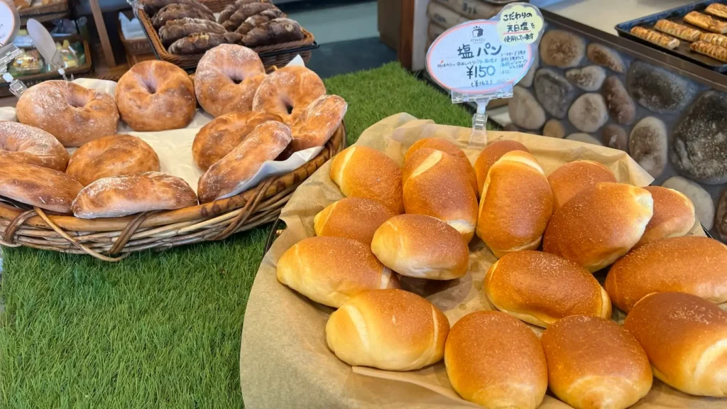 富士市【パンのくに。】開店アタックor取り置き予約推奨！子連れにも嬉しい富士市ベーカリー『パンのくに。』に行ったらこれも！１番人気カレーパン以外の美味しいお勧めパン！ダヤンテールblog