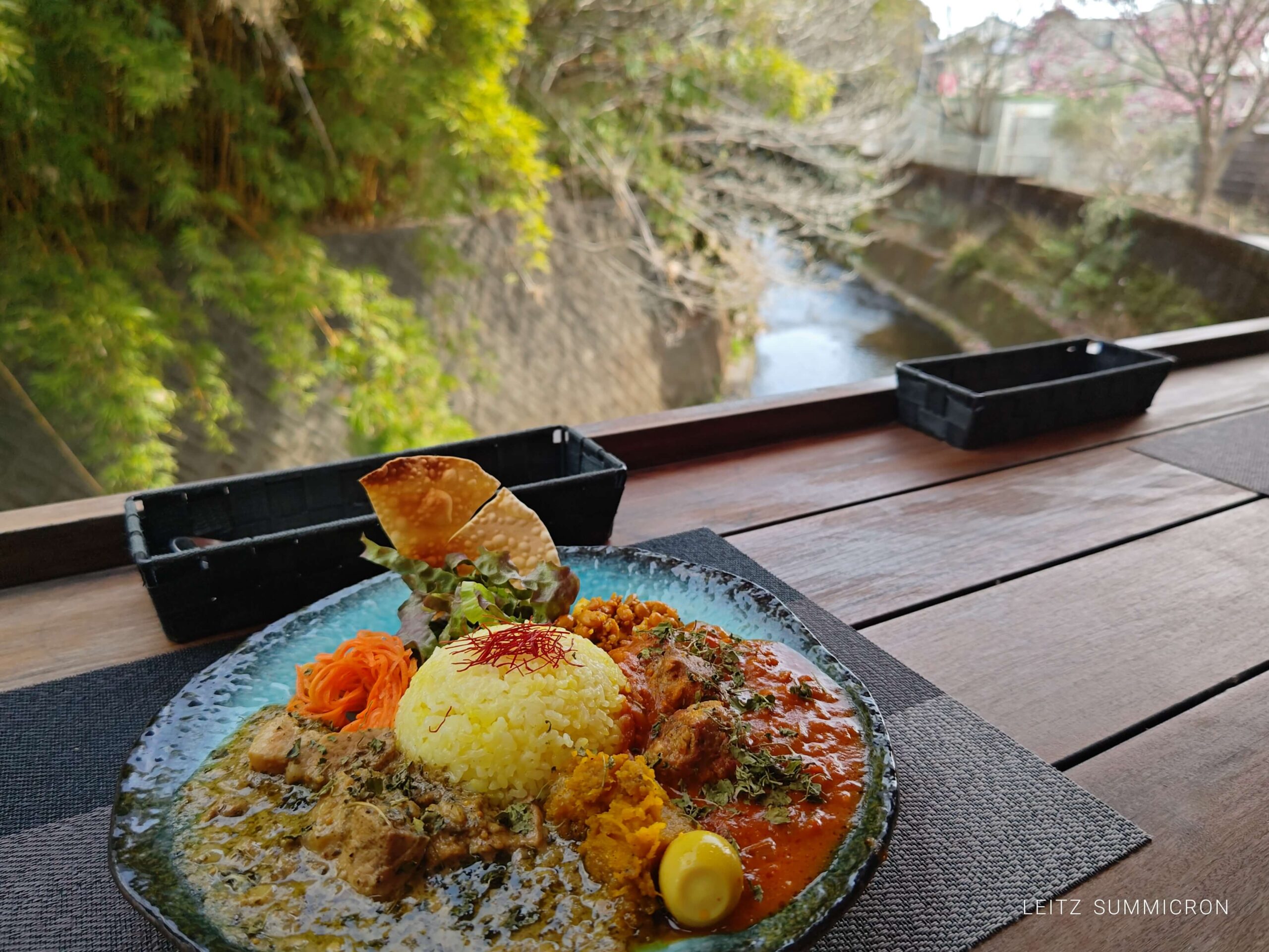 富士市【和田川リバーサイドカレーはな遊】川の借景と眼下に飛来する野鳥を愛でながら本格スパイス 和カレーとチャイ！ダヤンテールblog