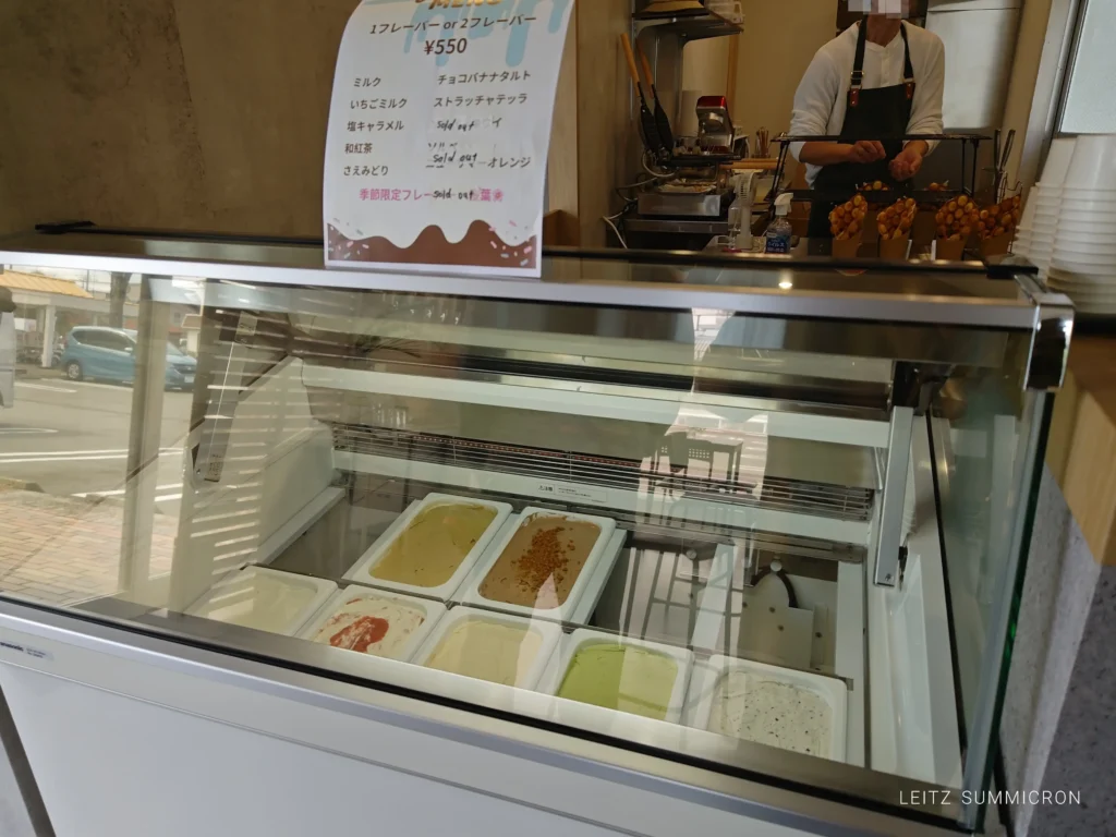 富士宮市【glow（グロウ）】３月１０日オープンから大人気！珍しい『バブルワッフル』と地元食材をメインに使用した『ジェラート』が楽しめるカフェ！ダヤンテールblog