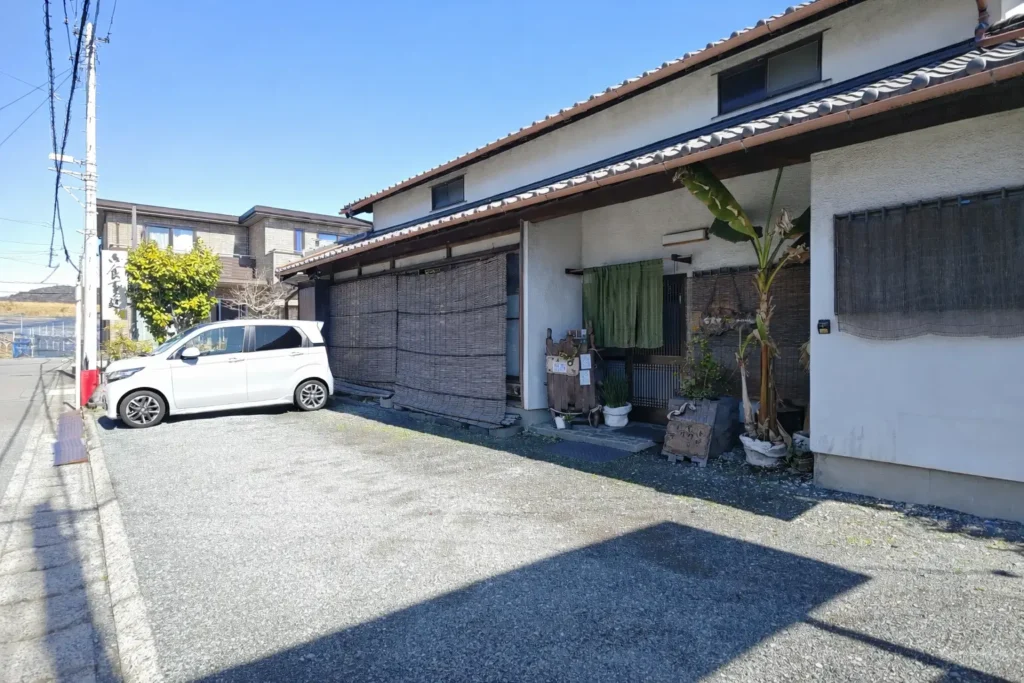 富士市【かつれつえん】創業60年以上のとんかつ屋さんは靴を脱いで利用する古民家仕様！値段と満足度のバランスがいい『特ひれ定食』『ロースカツ定食』がお勧め！ダヤンテールblog