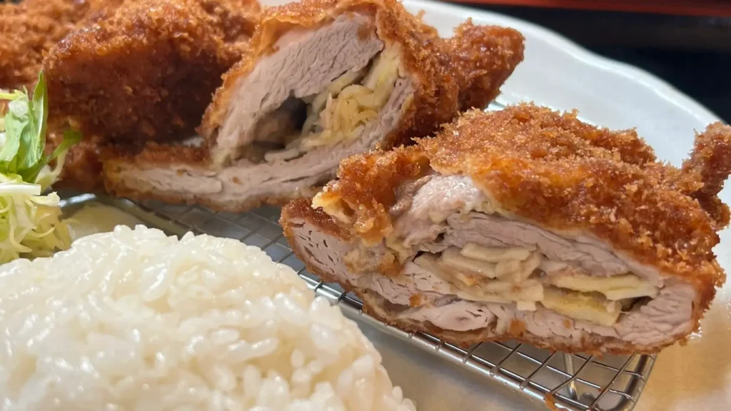 富士市【とんかつ たか山】リーズナブル&ボリューミーな揚げ物店のお得なランチ!午後予定がある人は注意!?スタミナとんかつと、色々楽しめるレディスらんち!ダヤンテールblog