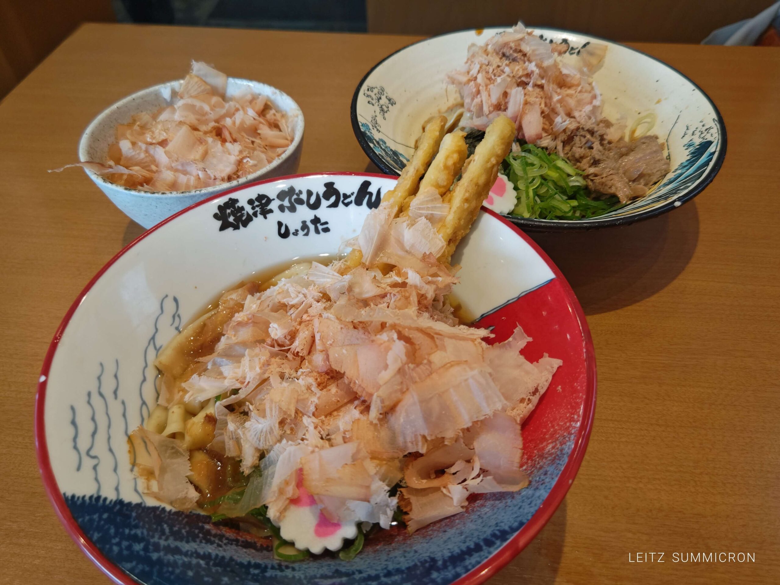 富士市【焼津ぶしうどん しょうた富士店】２周年を迎えた、朝７時から営業の人気のうどん店！朝から『削りたて』『揚げたて』『茹でたて』が味わえる至極の逸品！ダヤンテールblog