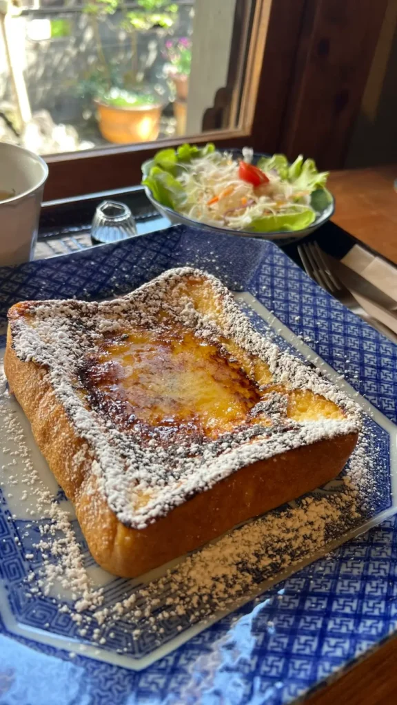 富士宮市【古民家カフェMadoi】レトロな雰囲気の古民家カフェでランチ！骨董品の様な和食器に盛り付けられた洋食ランチが目にも美味しいカフェ！ダヤンテールblog