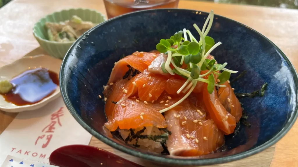 富士宮市【たこまん長屋門】浅間大社近くの落ち着いた雰囲気のカフェで地産地消ボリュームランチ！ダヤンテールblog