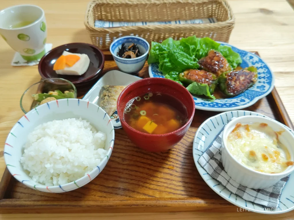 富士宮市【ご飯屋まるや】裏路地の隠れ家的食堂！懐かしいおふくろの味の総菜がたくさんな日替わりランチは事前確認推奨！ダヤンテールblog