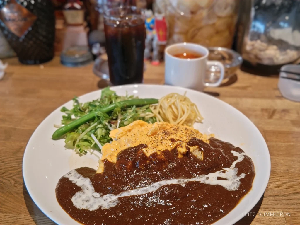 富士宮市BARのランチ【バージャニャーラ（Bar lla nala）】濃厚カレーや大人のハヤシライス、大人様ライス的なコンボに大満足！ダヤンテールblog