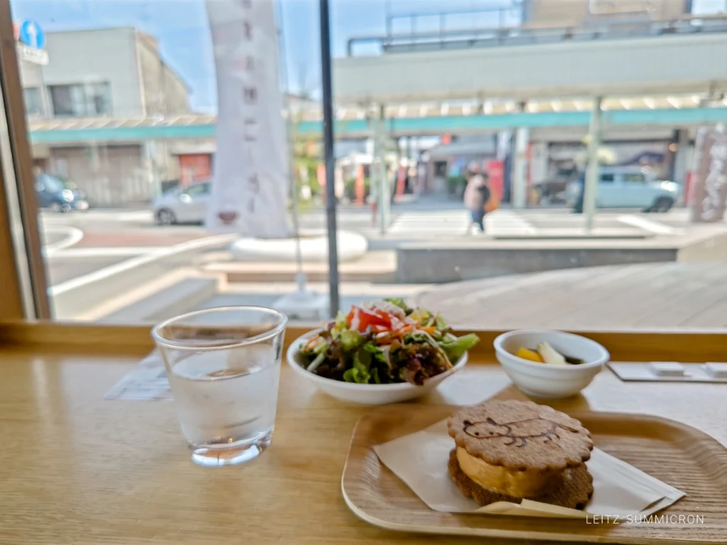 富士宮市【江戸屋本店】浅間大社西隣の老舗ベーカリーでジェラートサンド新発売!ダヤンテールblog