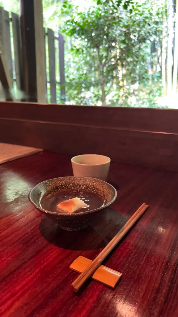富士宮市【古庵（こあん）】JAZZが流れる凛とした雰囲気の古民家蕎麦店で、温せいろセリ蕎麦とおしるこを！ダヤンテールblog