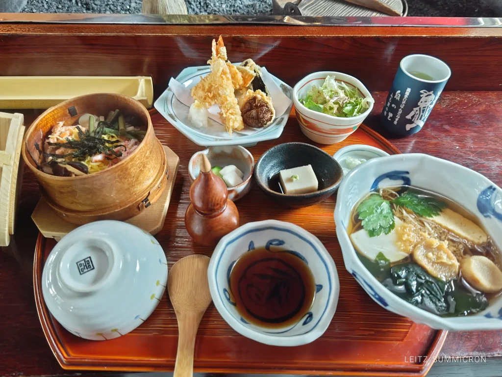 富士市【手打ち蕎麦 泉の里】ボリューミーで思わず笑顔になる平日ランチ!うどんをお蕎麦に変更可能です!ダヤンテールblog